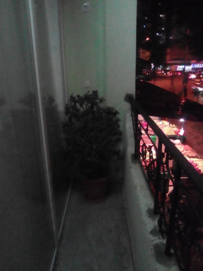 Уютная Студия Maksim Batumi Exterior foto